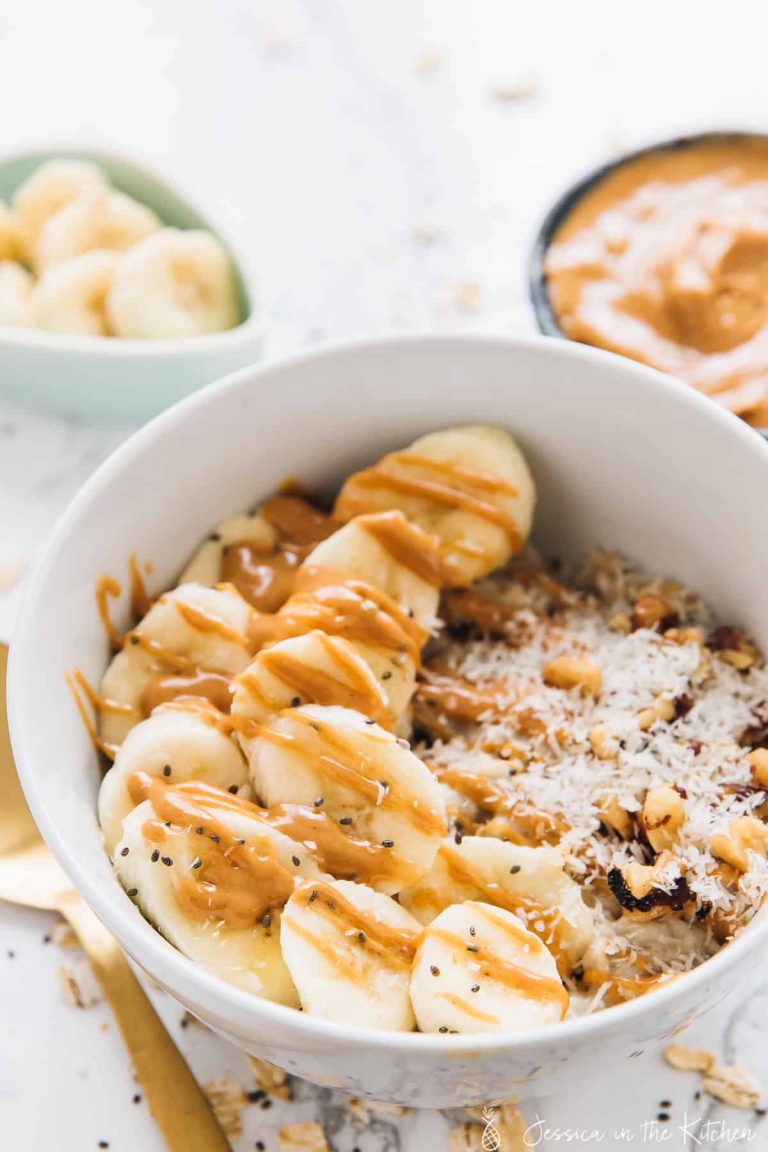 Peanut Butter Banana Overnight Oats (Meal Prep) - Jessica In The Kitchen